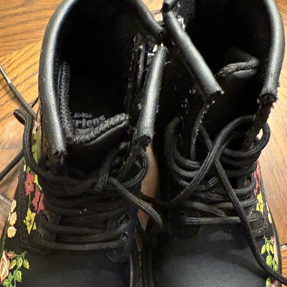 Dr. Martens Kids Black Boots with Floral Pattern